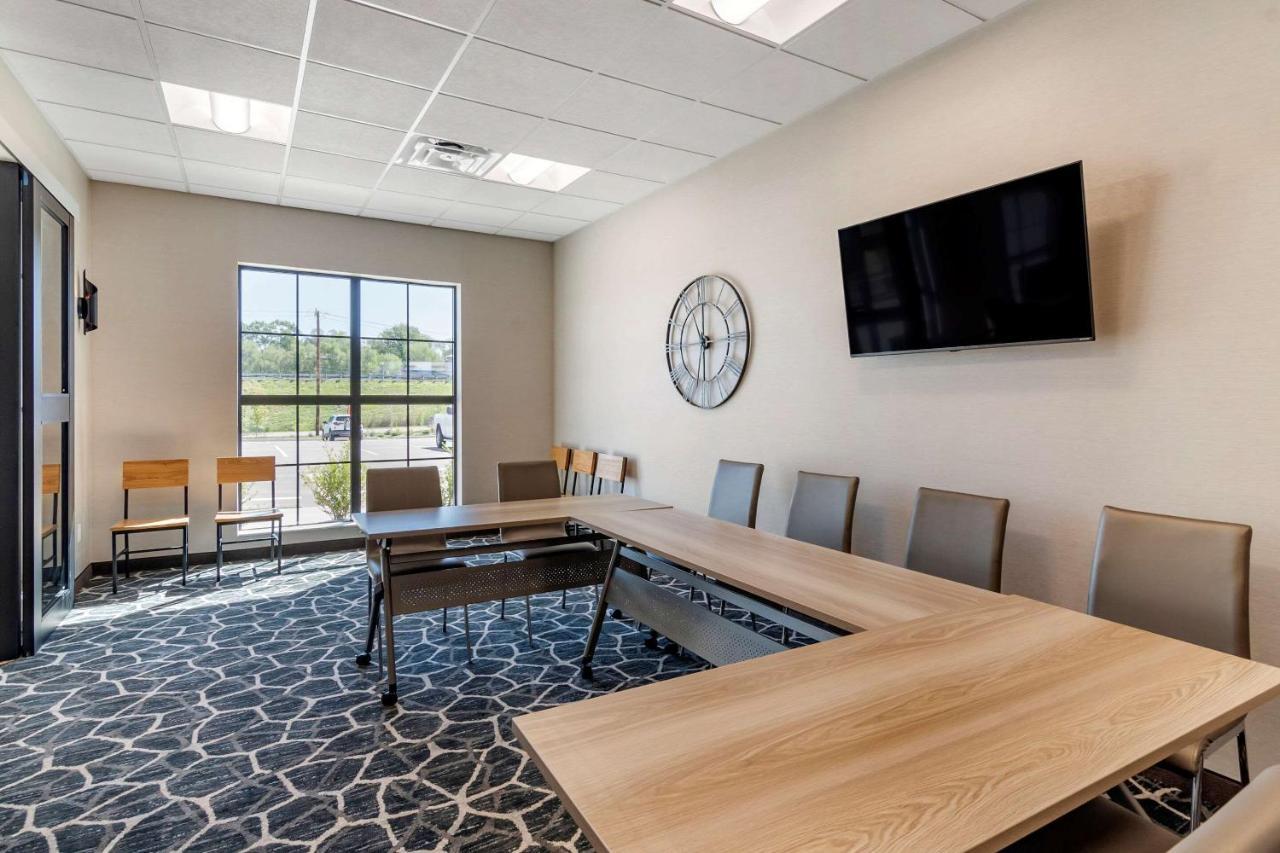 Comfort Suites Grandview - Kansas City Εξωτερικό φωτογραφία