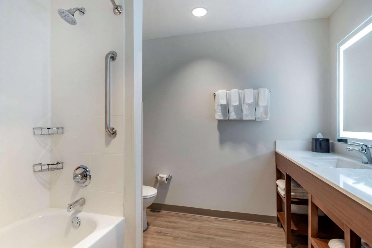 Comfort Suites Grandview - Kansas City Εξωτερικό φωτογραφία